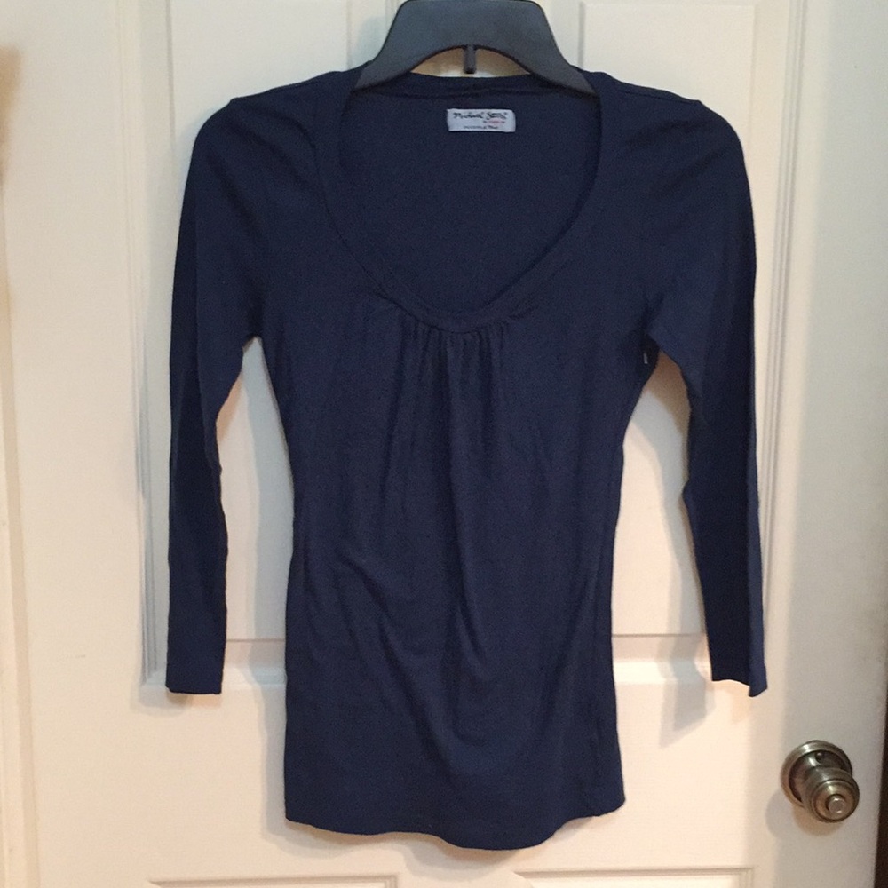 Michael stars scoop neck long sleeve shirt